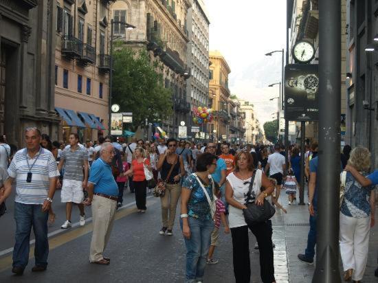 A Un Passo Dal Massimo 1 Διαμέρισμα Παλέρμο Δωμάτιο φωτογραφία